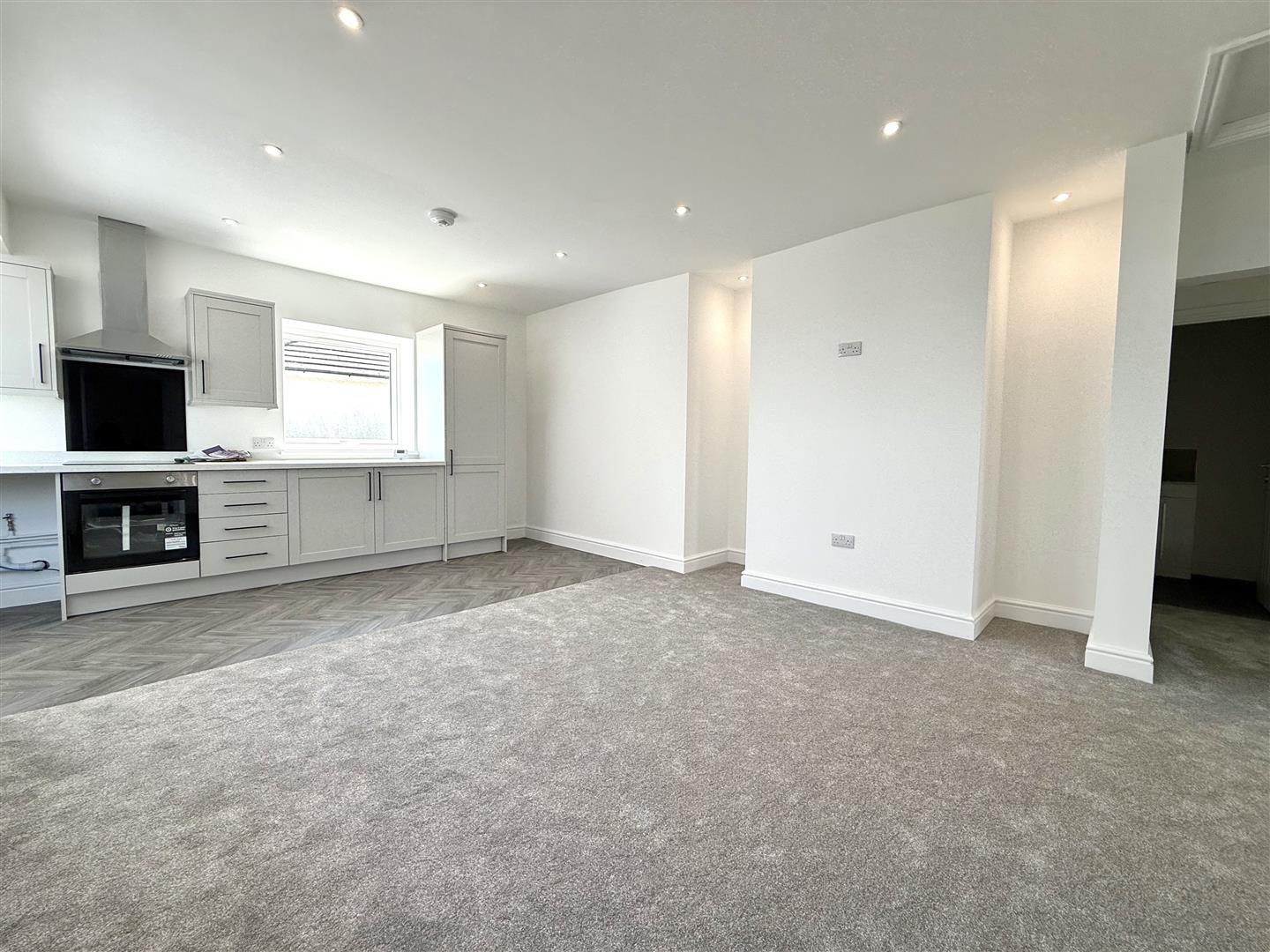 Lon Iorwg/Lon Masarn, Sketty, Swansea, SA2 9EN